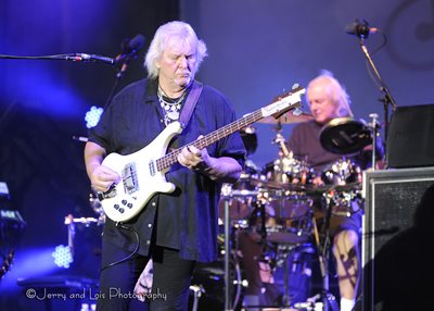 Bassist-Chris-Squire-of-Yes-Bass-Musician-Magazine-3
