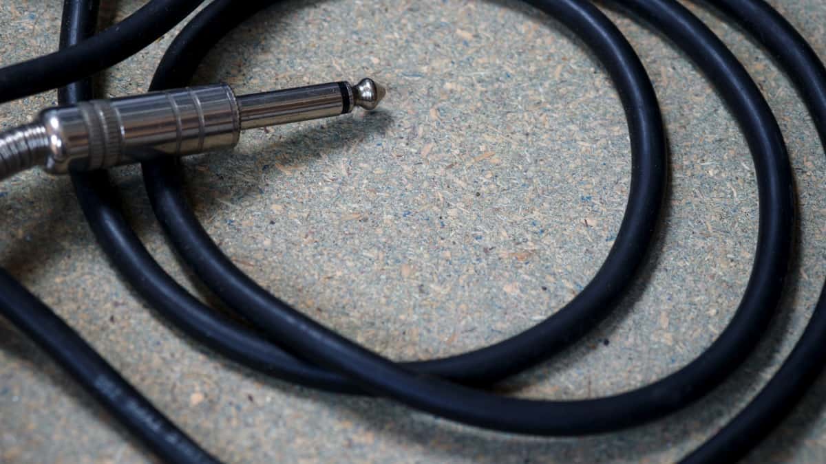 Best Guitar Cables for Bass: Try These Instrument Cables Now