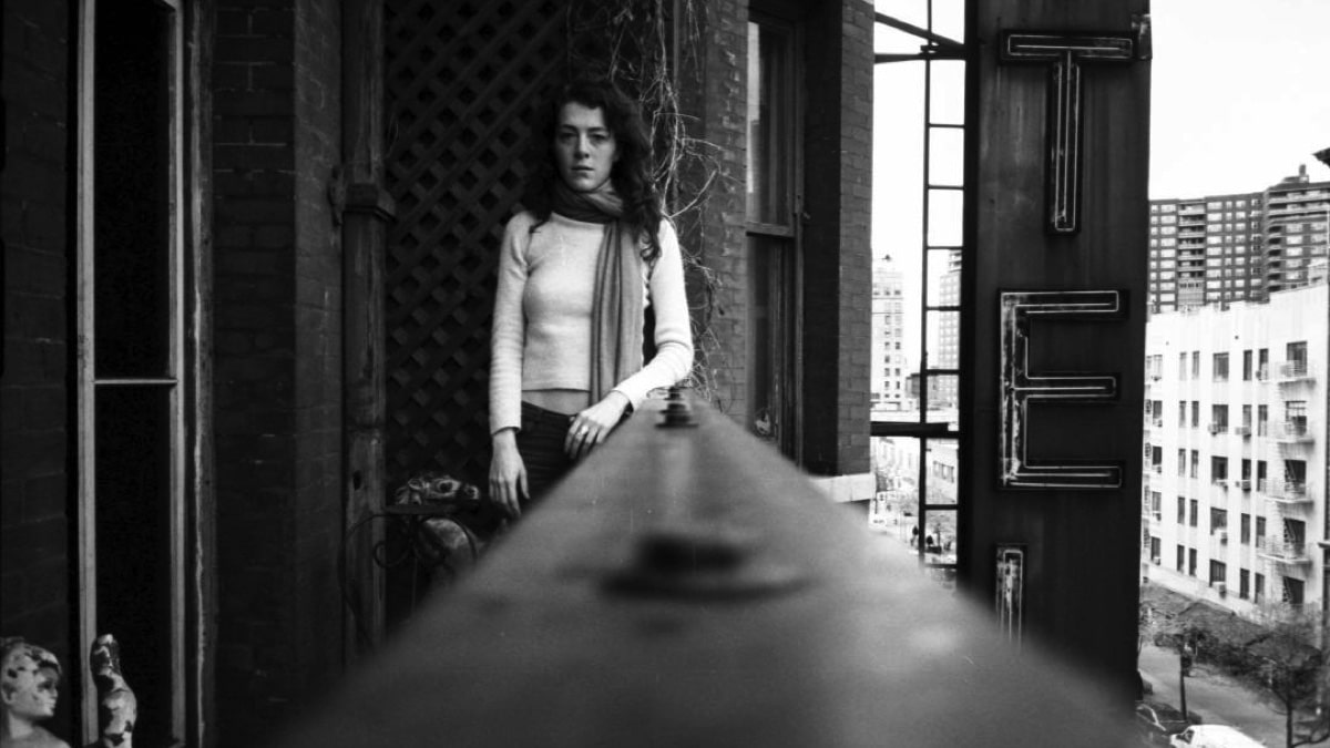 Melissa Auf Der Maur: Music, Bass, Gear, Hole, New Memoir, and More…